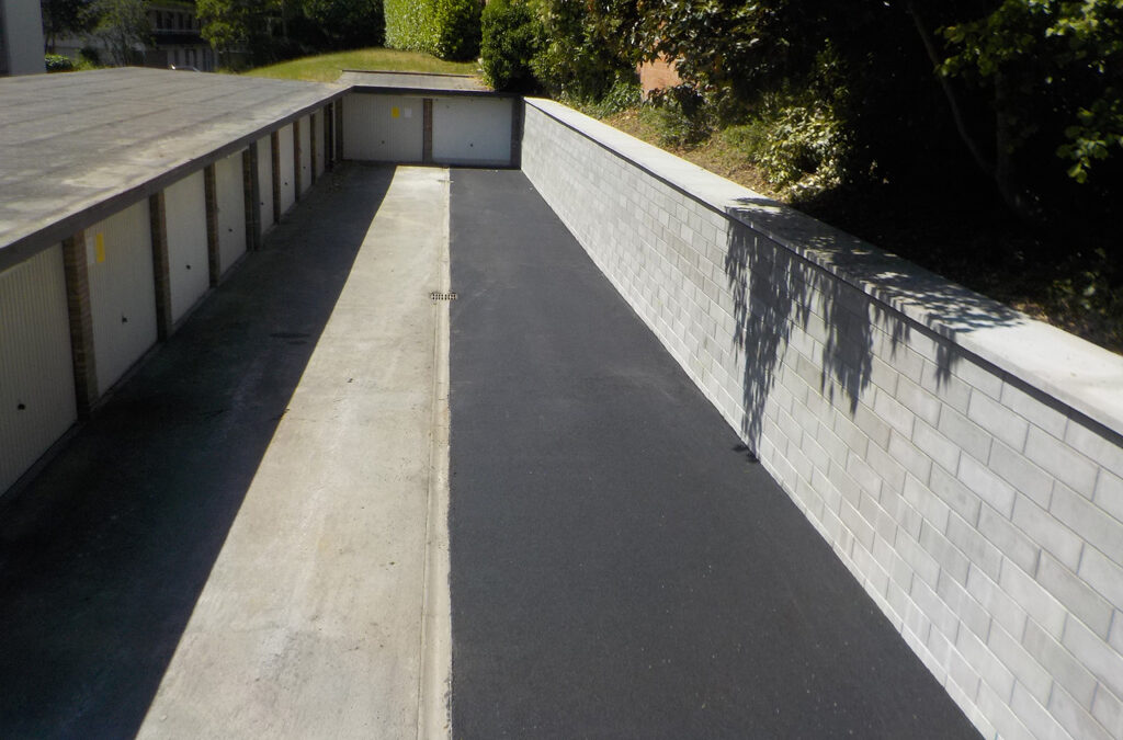 Nouveau mur de soutènement – parking résidence Wimbledon (Gérance Verdurmen-Remy – Berchem Sainte Agathe)