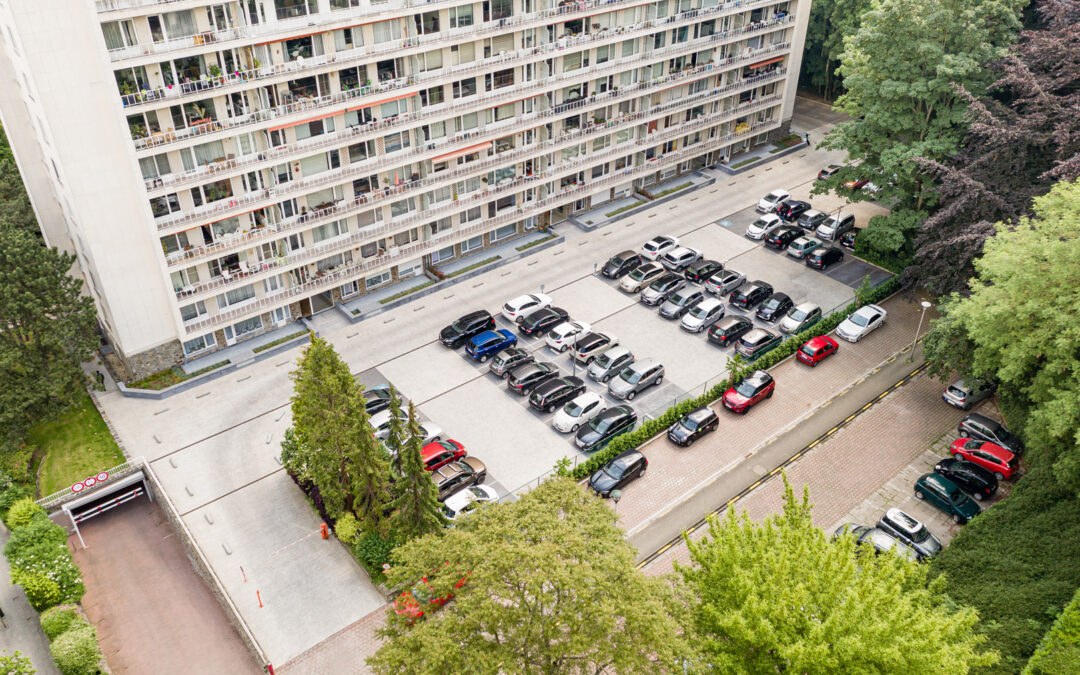 Renovatie parkeerdak en parking op volle grond Residentie Briand (Brussel) voor Trevi