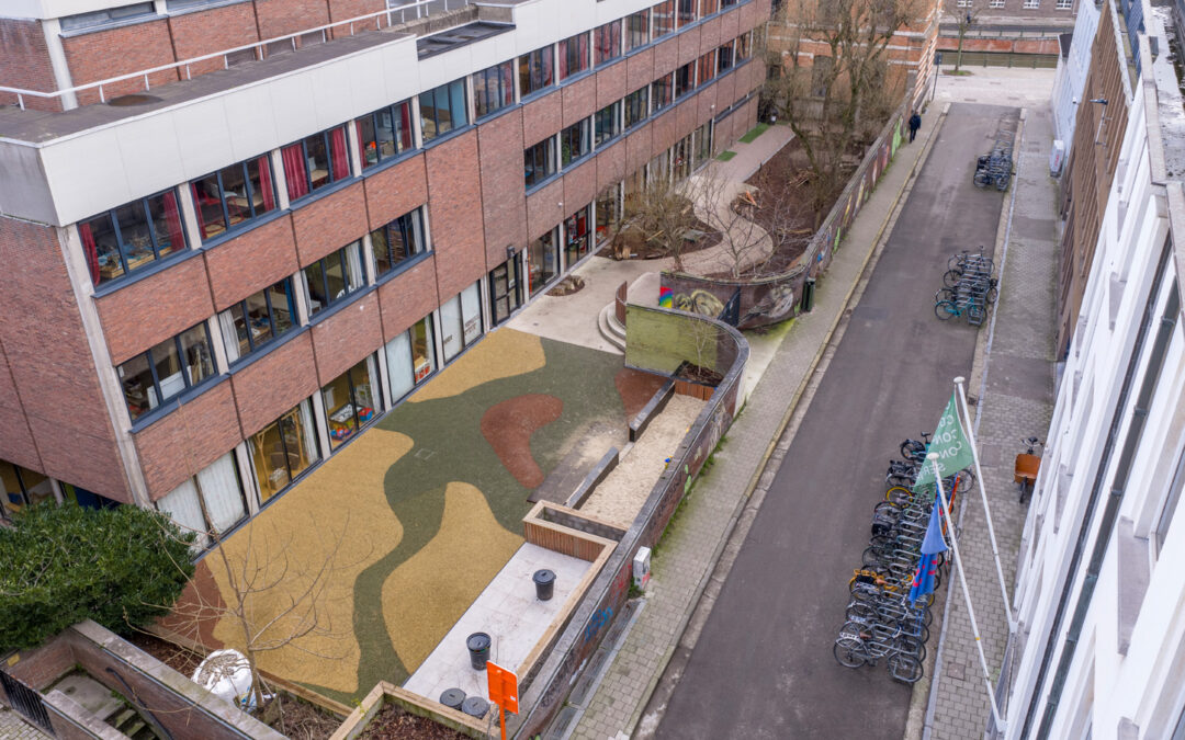 GO! Basisschool  ‘De Appel’ (Gent): vernieuwen waterdichting speelplaats boven ondergrondse garage